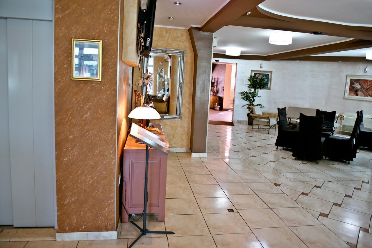 Hotel Mir Меджугорье Экстерьер фото