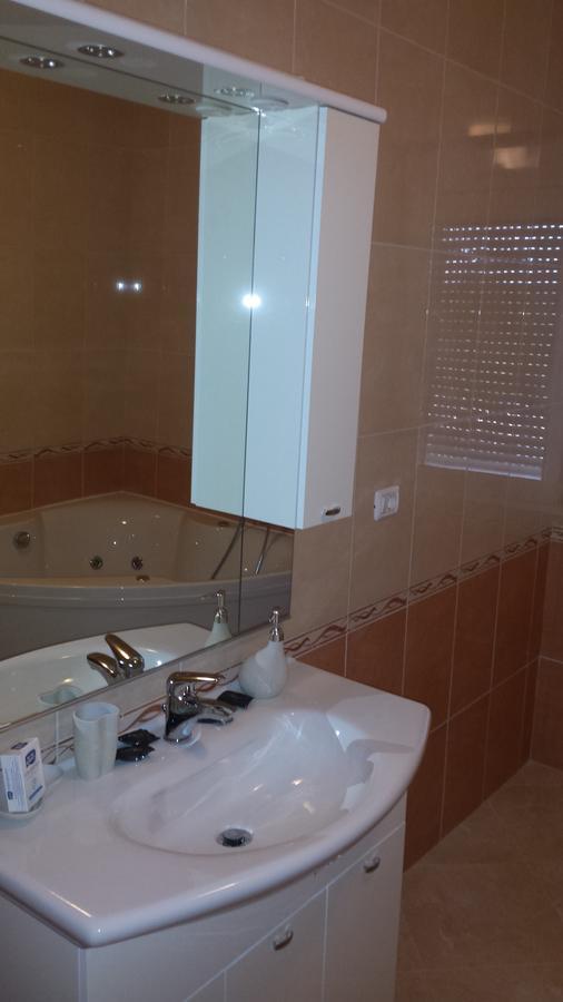 Hotel Mir Меджугорье Экстерьер фото